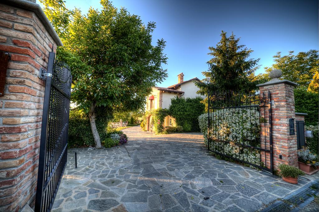 Locanda San Giorgio Neviglie Екстер'єр фото