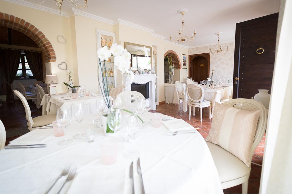 Locanda San Giorgio Neviglie Екстер'єр фото