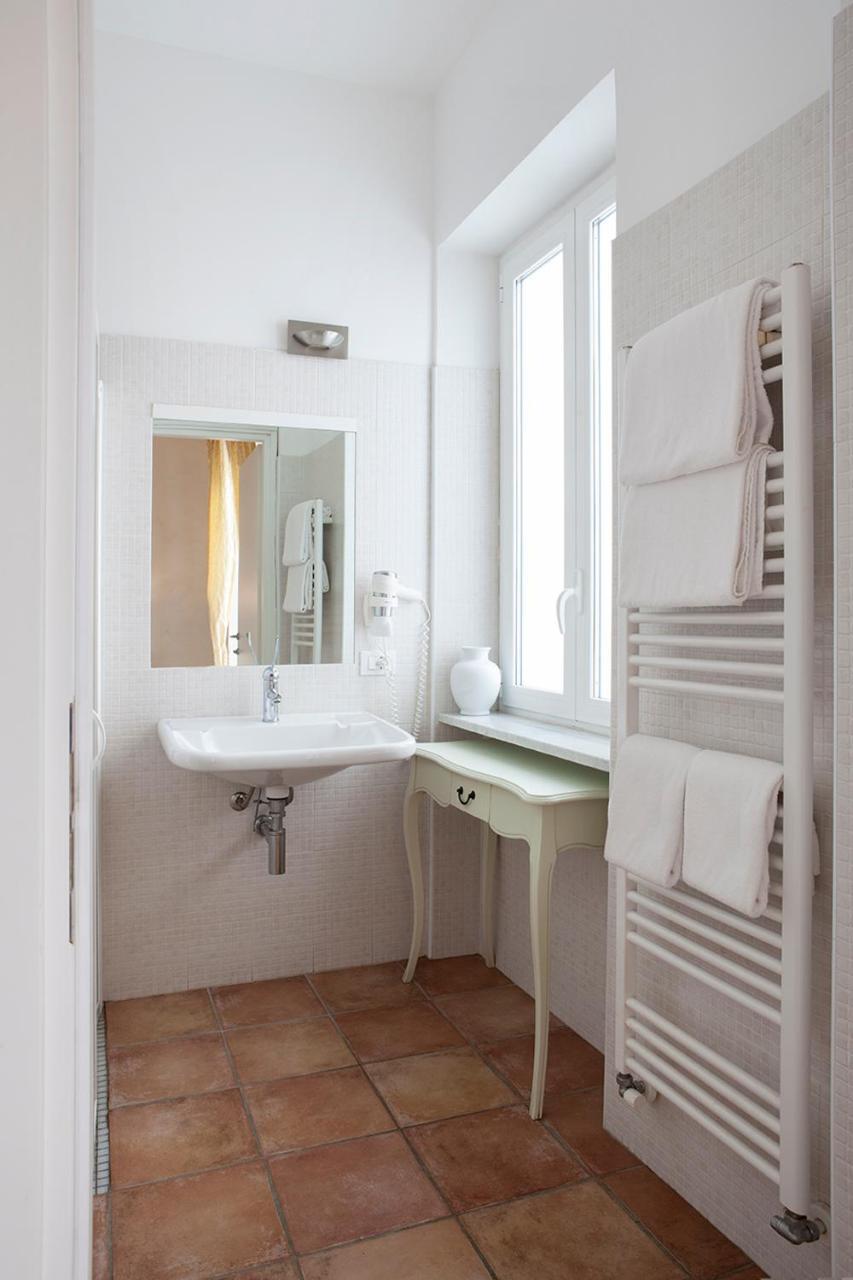 Locanda San Giorgio Neviglie Екстер'єр фото